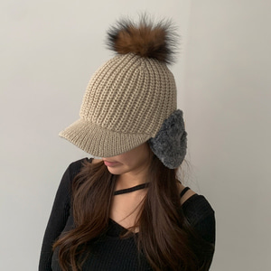 겨울 털 방울 캡 니트 귀마개 방한 모자 (7 Color)